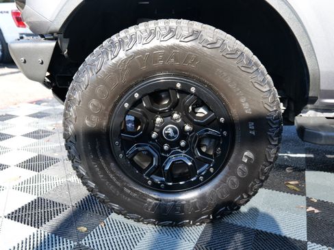 Used 2022 Ford Bronco Wildtrak image 87