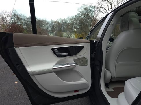 Used 2023 Mercedes-Benz EQE 350+ Sedan image 25