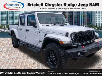 Used 2025 Jeep Gladiator Sport AWD/4WD video 3