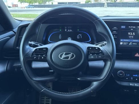 Used 2025 Hyundai Elantra Sport FWD image 15