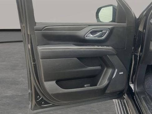 Used 2023 GMC Yukon AT4 w/ AT4 Premium Plus Package image 43