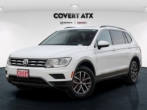Used 2020 Volkswagen Tiguan SE w/ Panoramic Sunroof Package image 1