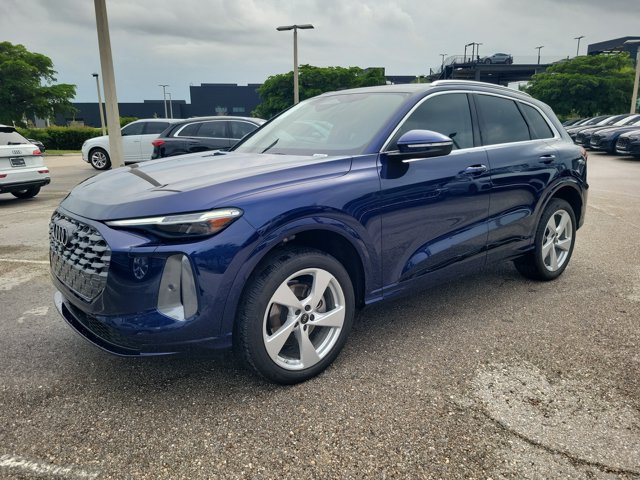 Certified 2025 Audi Q5 Premium Plus w/ Premium Plus AWD/4WD image 4