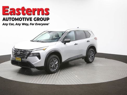 Used 2024 Nissan Rogue S AWD/4WD image 56