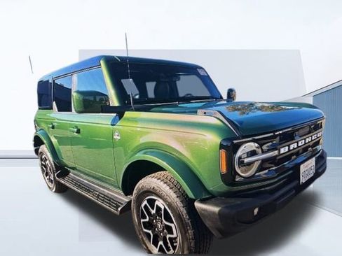 Certified 2025 Ford Bronco Outer Banks image 5