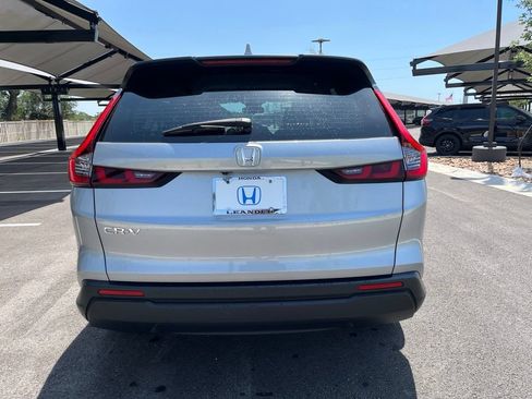 Used 2024 Honda CR-V LX image 5