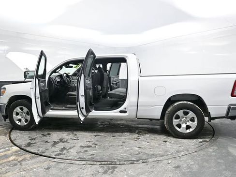 Used 2021 RAM 1500 Big Horn image 42