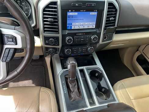 Certified 2019 Ford F150 Lariat AWD/4WD image 27