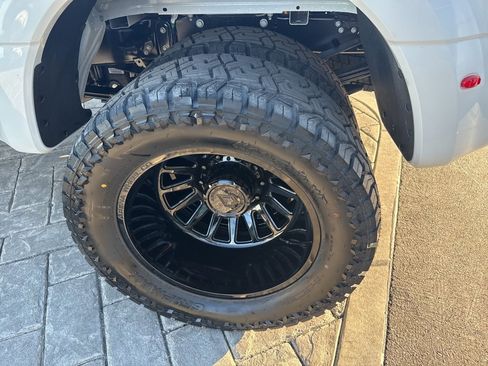 Used 2026 Ford F450 Platinum image 11