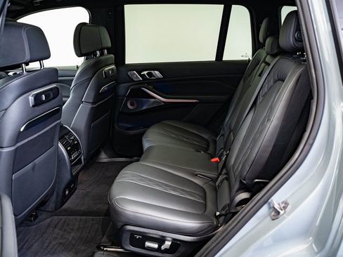 Used 2023 BMW X7 M60i w/ Executive Package image 33