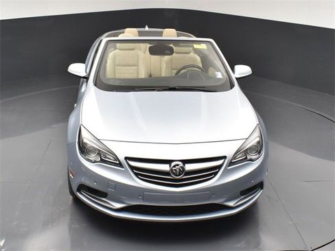 Used 2018 Buick Cascada Premium image 37