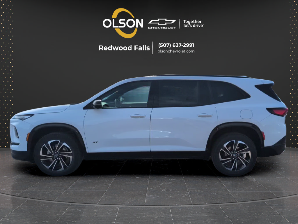 Used 2026 Buick Enclave Sport Touring AWD/4WD image 2