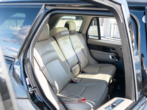 Used 2021 Land Rover Range Rover P525 Westminster Edition AWD/4WD image 18