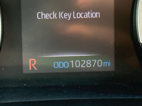 Used 2021 Toyota RAV4 XLE w/ Convenience Package AWD/4WD image 24