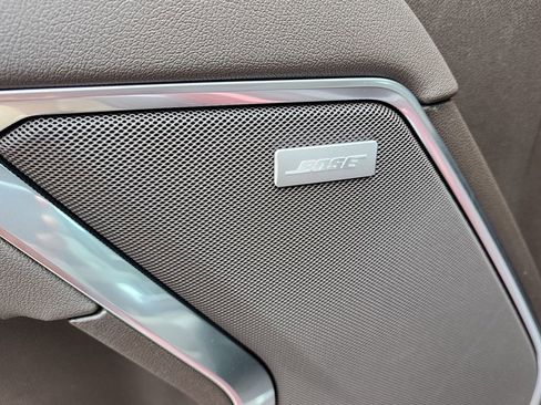 New 2026 GMC Sierra 1500 SLT image 16