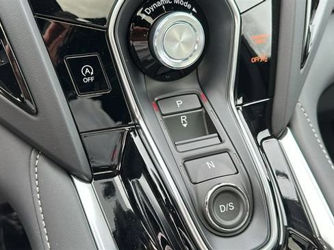 New 2026 Acura RDX SH-AWD image 18