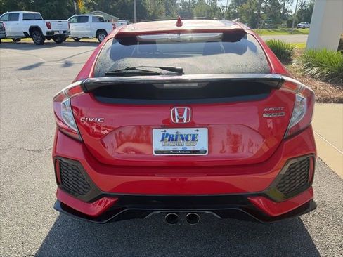 Used 2018 Honda Civic Sport Touring image 7