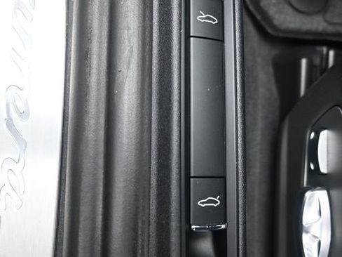 Used 2017 Porsche 911 Carrera S image 21