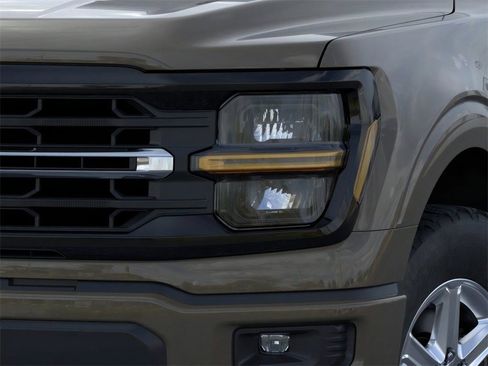 New 2026 Ford F150 XLT w/ FX4 Off-Road Package image 18