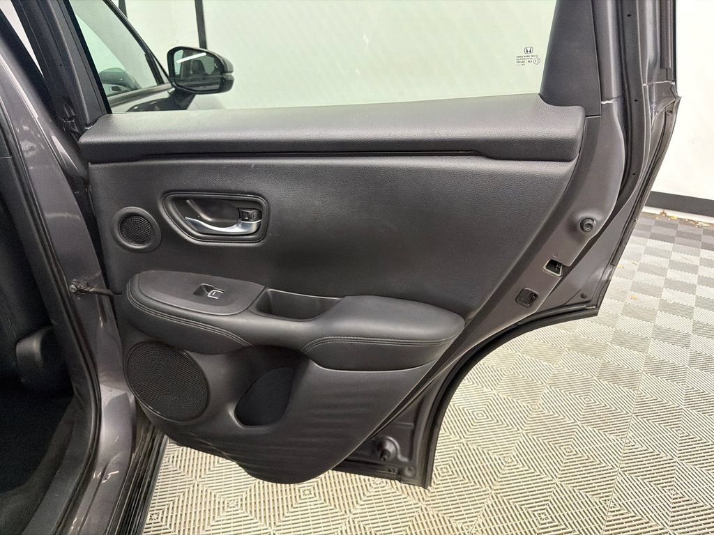 Used 2026 Honda HR-V EX-L image 17