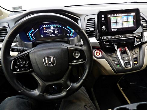 Used 2019 Honda Odyssey EX-L image 17