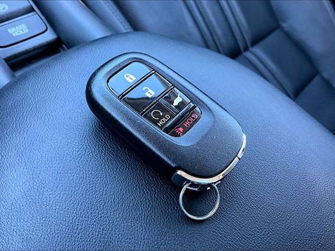 Certified 2023 Honda HR-V EX-L image 33