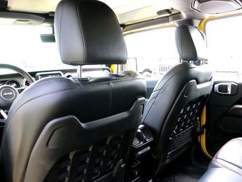 Used 2019 Jeep Wrangler Unlimited Rubicon AWD/4WD image 22