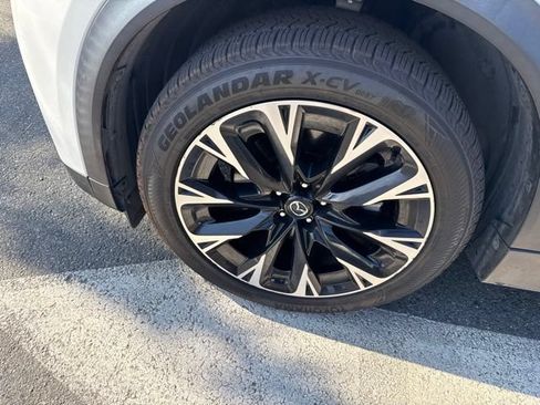 Used 2024 MAZDA CX-90 Plug-In Hybrid w/ Premium Pkg AWD/4WD image 3