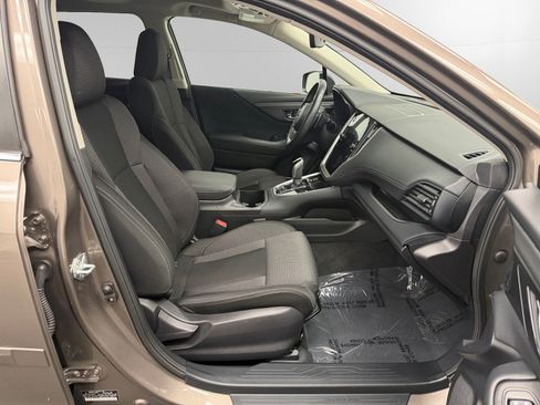 Used 2023 Subaru Outback Premium AWD/4WD image 15