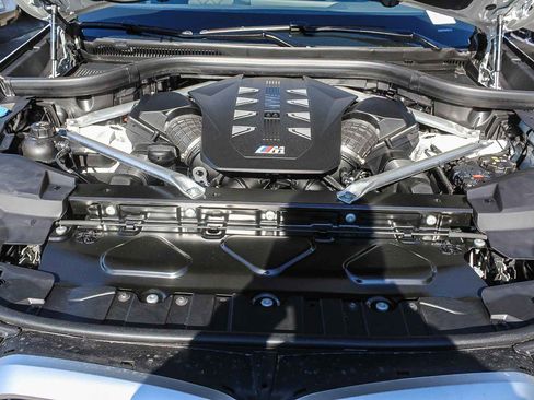 New 2026 BMW X5 M60i image 26