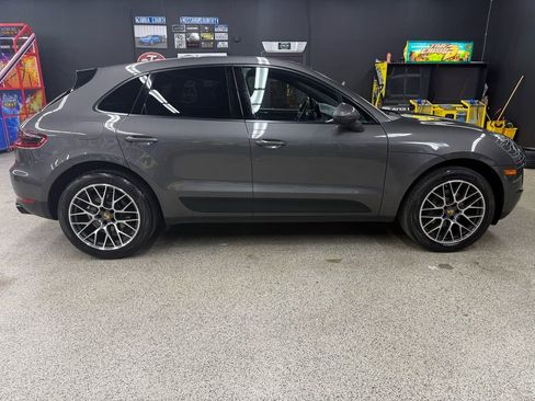 Used 2018 Porsche Macan Sport Edition image 6