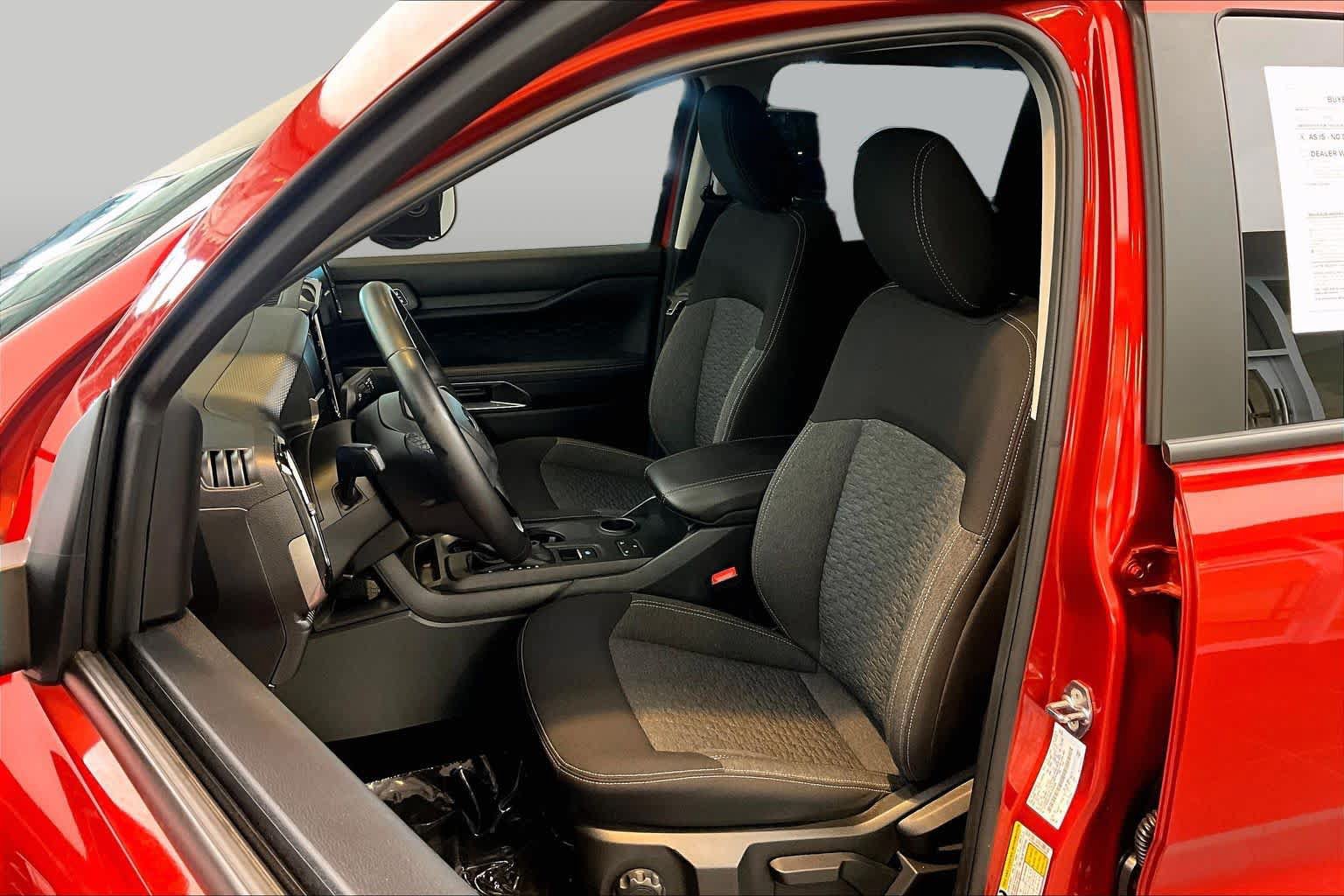 Used 2024 Ford Ranger XLT RWD image 9