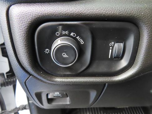 Used 2022 RAM 1500 Tradesman RWD image 15