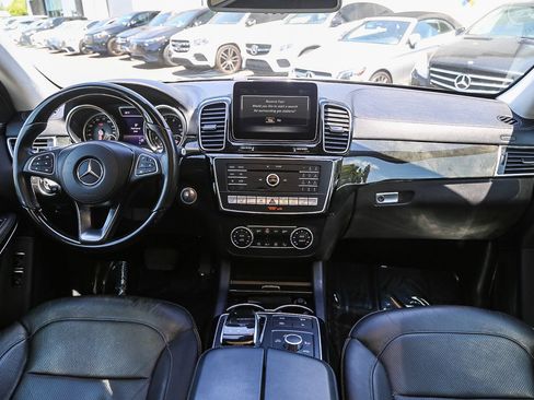 Used 2018 Mercedes-Benz GLS 550 4MATIC image 10