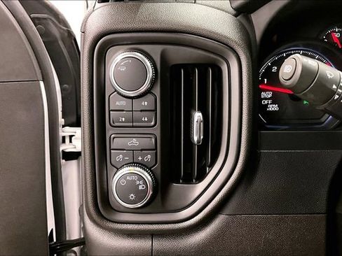 Used 2023 GMC Sierra 1500 Pro w/ Pro Value Package AWD/4WD image 35