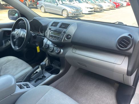 Used 2010 Toyota RAV4 2WD image 16