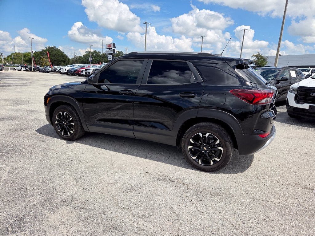 Used 2021 Chevrolet TrailBlazer LT w/ Convenience Package FWD image 8