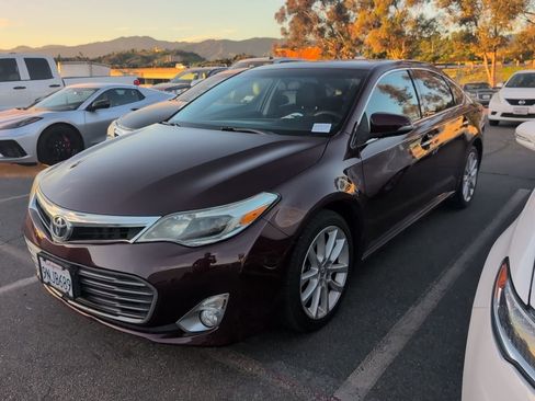 Used 2014 Toyota Avalon image 1