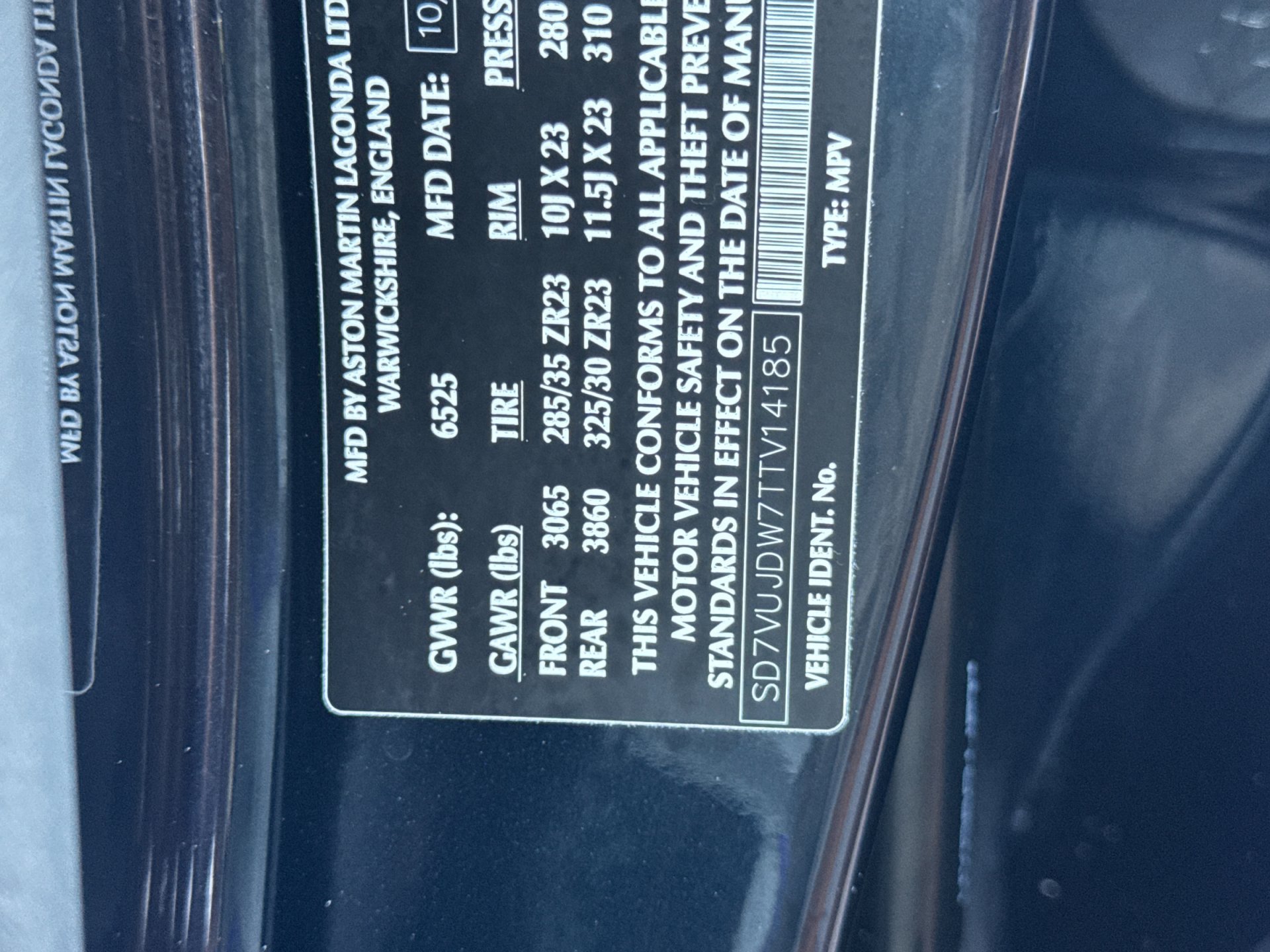 Used 2026 Aston Martin DBX 707 AWD/4WD image 32