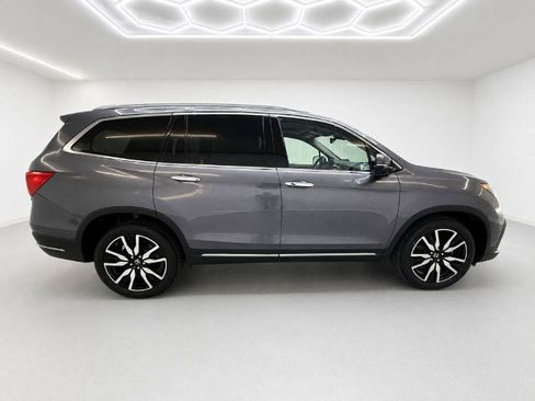 Used 2020 Honda Pilot Touring image 2