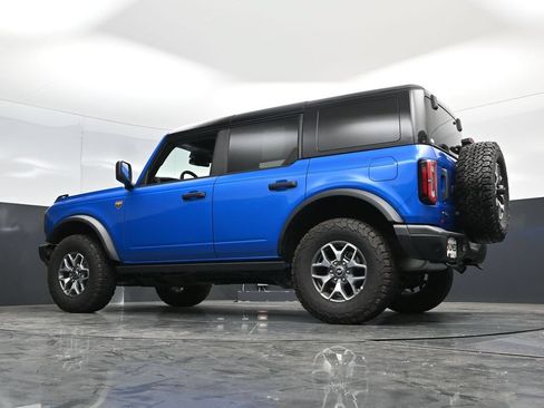 Used 2025 Ford Bronco Badlands AWD/4WD image 56