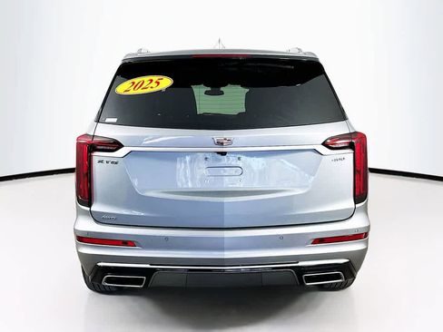 Used 2025 Cadillac XT6 Premium Luxury w/ LPO, Floor Liner Package image 5