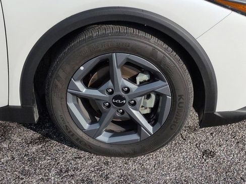 Used 2025 Kia K4 FWD image 10