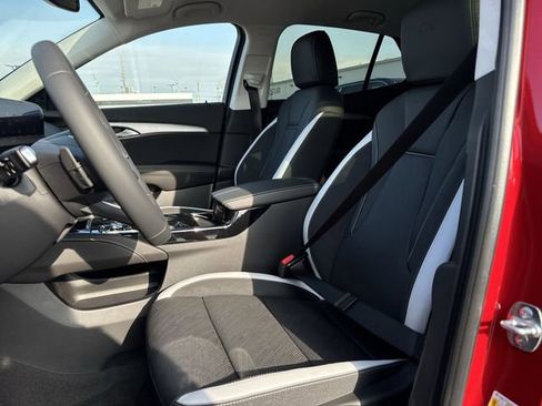 New 2026 Buick Envision Sport Touring image 11