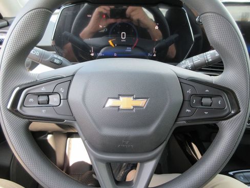 New 2026 Chevrolet Trax LT image 23