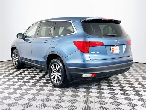 Used 2017 Honda Pilot EX image 7