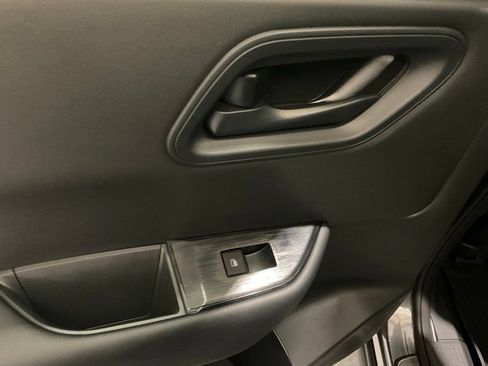 Used 2026 Nissan Rogue S AWD/4WD image 9