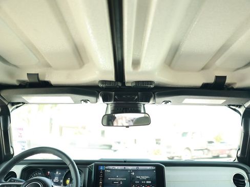 Used 2025 Jeep Wrangler Unlimited Sahara w/ Safety Group image 31