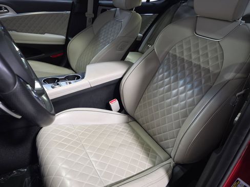 Used 2022 Genesis G70 3.3T w/ Sport Prestige Package image 14