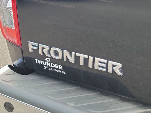 Used 2019 Nissan Frontier SV w/ Value Truck Package RWD image 7